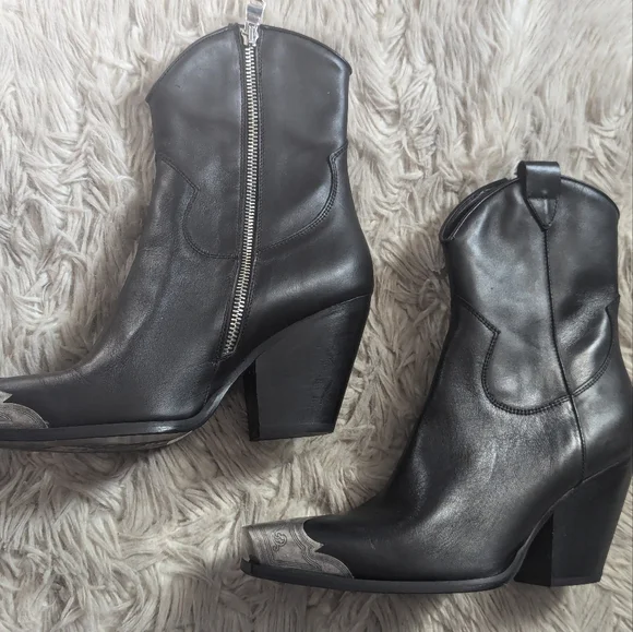 NWOT Free People Brayden Boots in Black Leather - Picture 8 of 14
